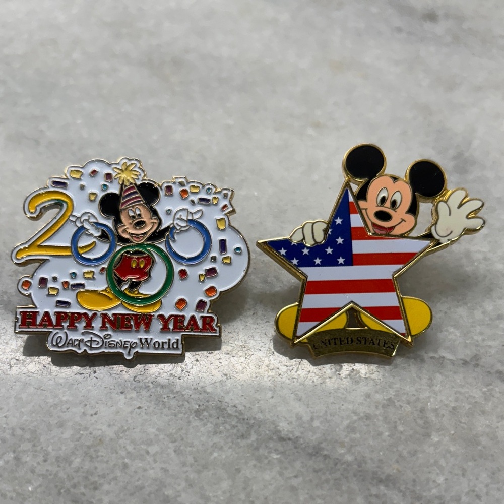 Disney Mickey Mouse 2000 Celebration Pin Set